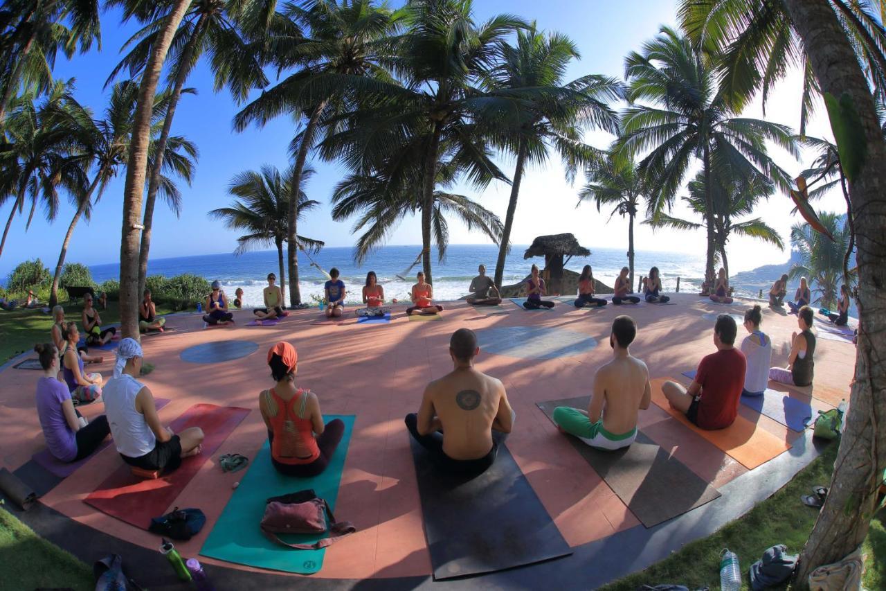 Soma Manaltheeram Ayurveda Beachvillage Kovalam Dış mekan fotoğraf