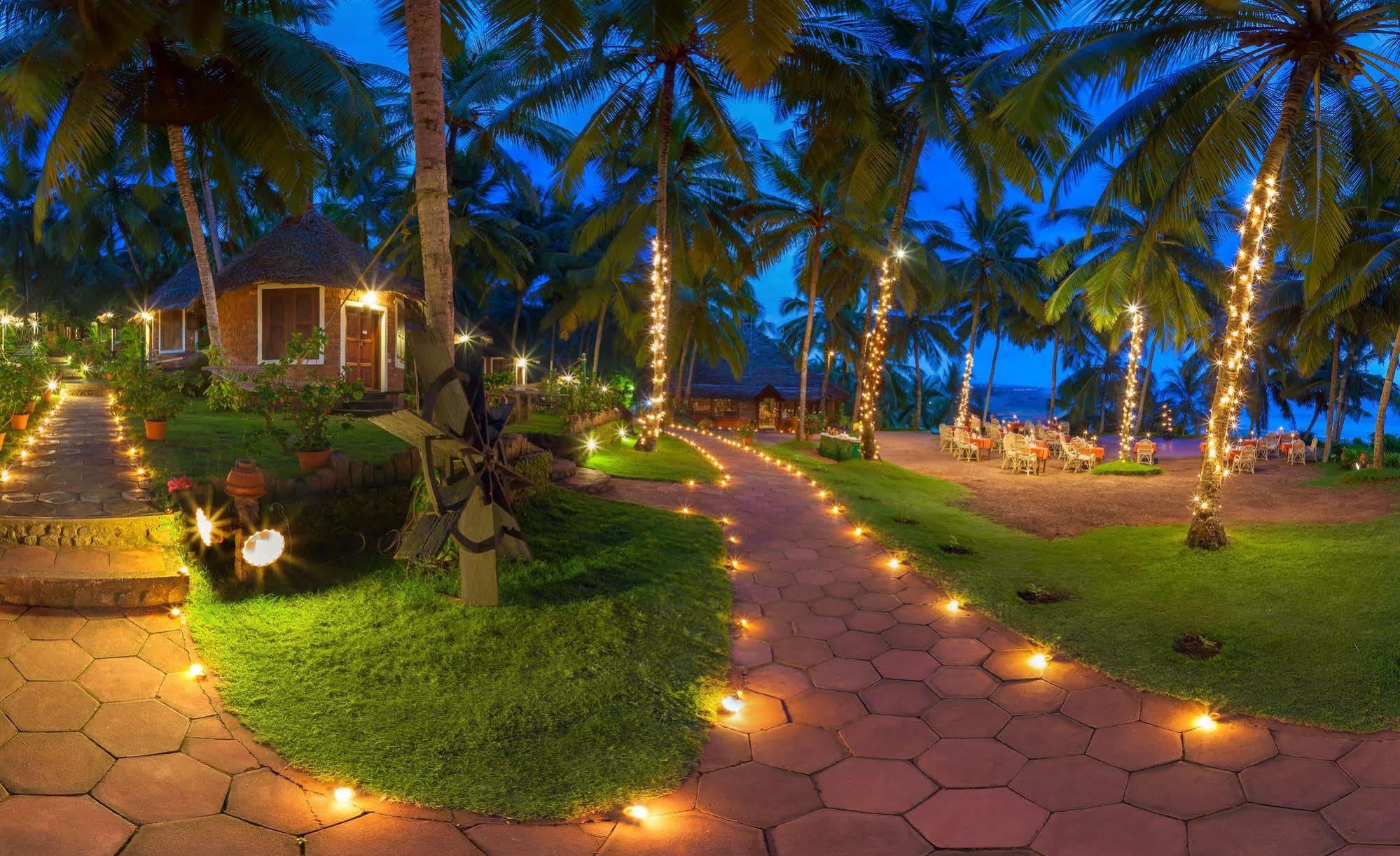 Soma Manaltheeram Ayurveda Beachvillage Kovalam Dış mekan fotoğraf