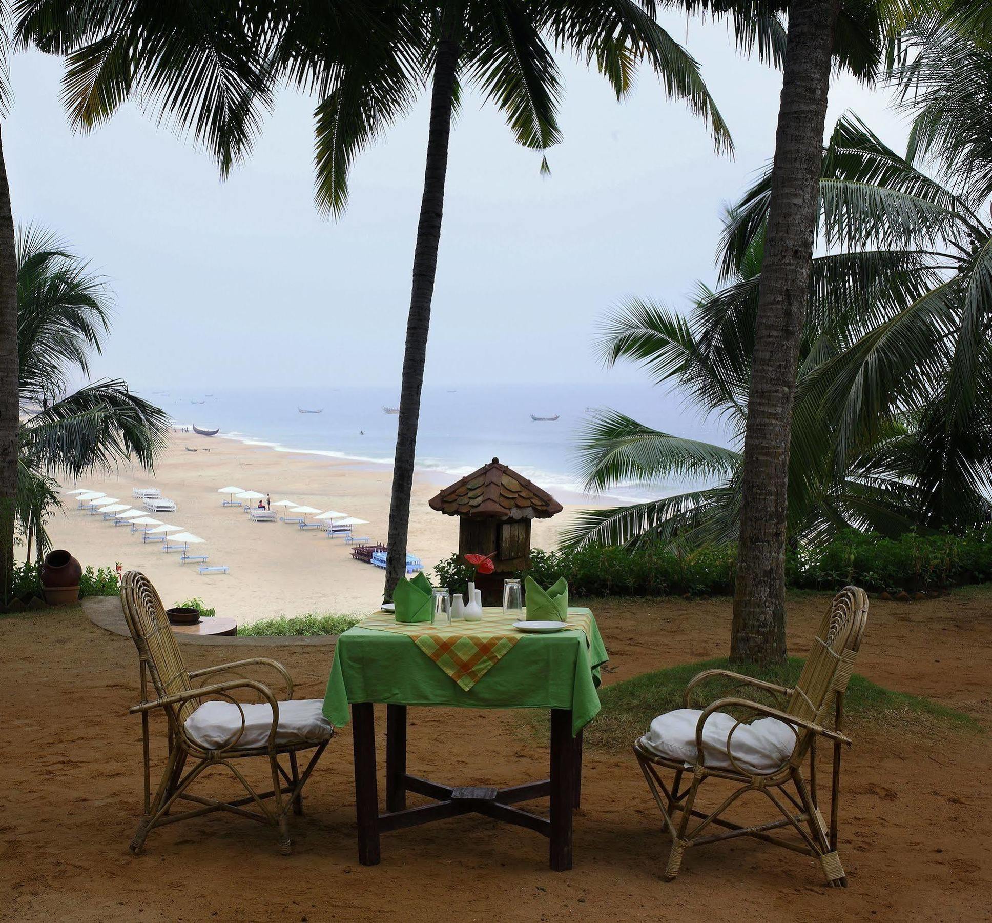 Soma Manaltheeram Ayurveda Beachvillage Kovalam Dış mekan fotoğraf