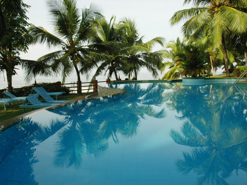 Soma Manaltheeram Ayurveda Beachvillage Kovalam Dış mekan fotoğraf